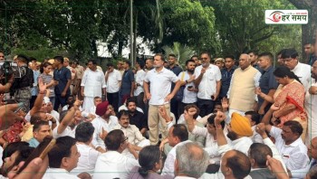 विद्यार्थी आन्दोलनमाथि दमन भएको भन्दै राहुल गान्धीले मागे मोदीको राजीनामा 