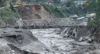 रसुवागढी जलविद्युत् आयोजना बन्द, भन्सार यार्डका सवारी सुरक्षित स्थानमा सारिए
