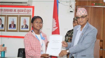 बालबालिकालाई राजनीतिमा नलाग्न मुख्यमन्त्रीको सुझाव 