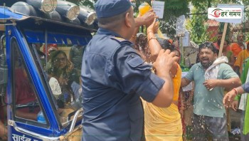 धनुषामा मिटरब्याजी पीडित महिलाद्वारा आत्मदाहको प्रयास