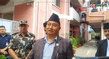 देउवासँगको छलफलपछि मुख्यमन्त्री लामा राजीनामा दिने मुडमा 