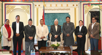 वर्तमान सरकार भंग गर्न माग गर्दै राष्ट्रपति समक्ष विप्लवको १३ बुँदे ज्ञापनपत्र