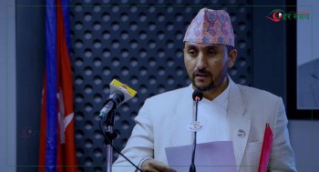 सामाजिक सञ्जालको विकृति रोक्न ऐन संशोधन जरुरी : मन्त्री खरेल