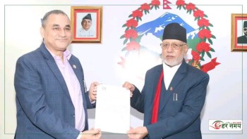 सुदूरपश्चिमका मुख्यमन्त्री कमलबहादुर शाहले दिए राजीनामा