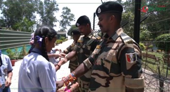 ‘अपरेशन सिन्दूर’को स्मरण गर्दै जम्मूमा बीएसएफका जवानहरुले मनाए रक्षाबन्धन (भिडियोसहित)