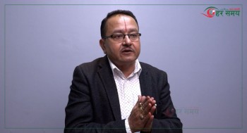 ‘ओलीले शपथ लिने दिन ग्रहको स्थिति मजबुत थियो, कुर्सी छाड्ने छैनन्’ (भिडियोसहित)
