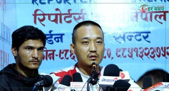 जेनजीहरु भन्छन् : शान्तिपूर्ण आन्दोलनमा थियौं, ‘झोले’हरु घुसेर आगो लगाए