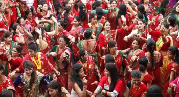 आज हिन्दु नारीहरुको महान पर्व हरितालिका तीज