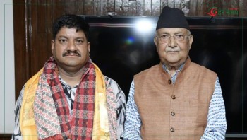 रास्वपाका ठगेन्द्र न्यौपाने मध्यरातमा एमाले प्रवेश