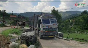 आगजनीले यातायात कार्यालय र सेवा ठप्प