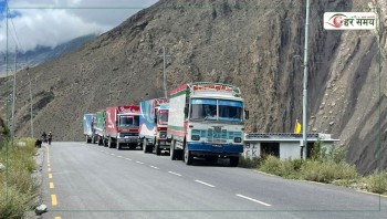 बाढीपछि कोरला नाकातर्फ १०८ कन्टेनर 
