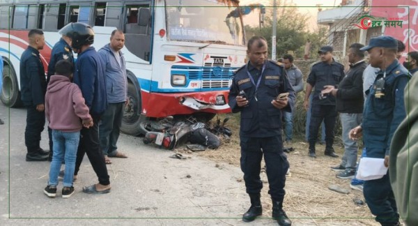 रौतहटमा सवारी दुर्घटना हुँदा बाबुको मृत्यु र छोराछोरी घाइते