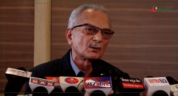 नयाँ पुस्ताले ढोका ढकढक्याएका कारण पद छाडेको हुँ : डा. बाबुराम भट्टराई (भिडियोसहित)
