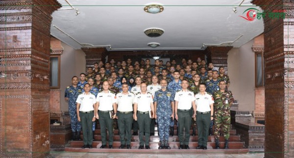 बङ्गलादेशको डिफेन्स सर्विस कमाण्ड र स्टाफ कलेजका शिक्षार्थीहरुले गरे भद्रकाली स्थित जङ्गी अड्डाको भ्रमण