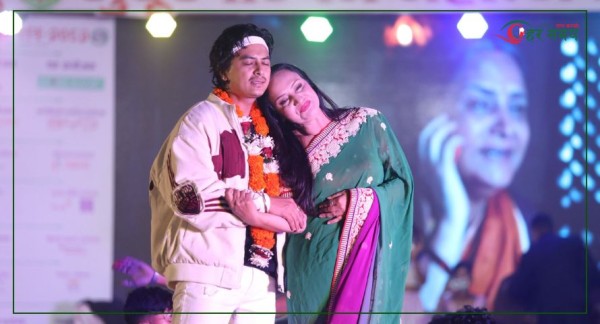 ‘आ बाट आमा’ को प्रचार गर्न धनगढी पुगे कलाकार विपना र पल