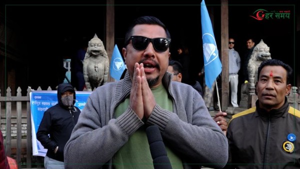 काठमाडौं ८ मा विराजभक्त श्रेष्ठको चुनावी घरदैलो : सुशासनका लागि जनाए प्रतिबद्धता