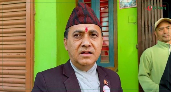 इलाम पुगेर विश्वप्रकाश भने : विपद्‍मा नभेटिएको सरकार भेटिने कहिले हो ? [भिडियोसहित]