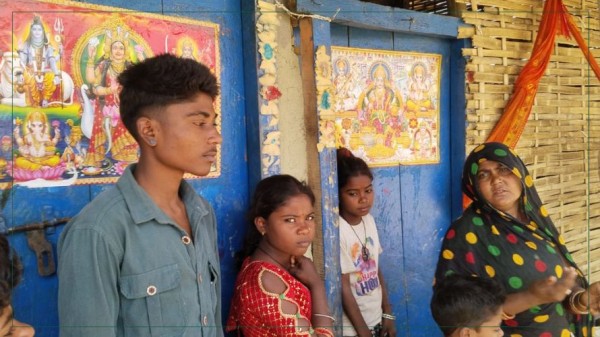 दलित परिवारलाई पालिका अध्यक्षले उठीबास लगाए, महायज्ञस्थल ‘पवित्र’ बनाउन माटोसमेत फालियो