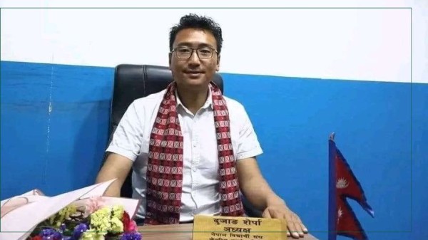 राजावादीहरुको हिंसात्मक गतिविधिको नेविसंघले प्रतिकार गर्ने