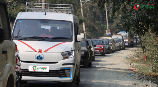 तातोपानीबाट भित्रिए सात अर्ब बढीको विद्युतीय गाडी