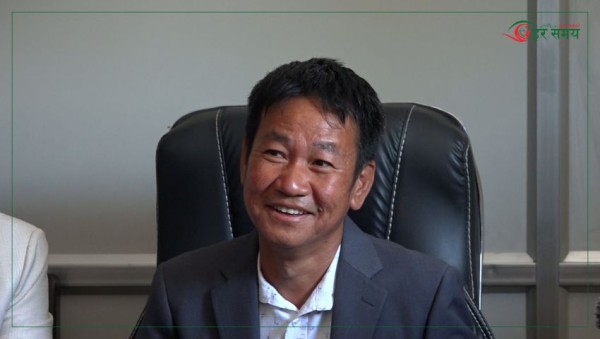 हर्क साम्पाङले सार्वजनिक गरे ३३ बुँदे प्रतिबद्धता पत्र, गृहमन्त्रीलाई राजीनामा दिन सुझाव [भिडियोसहित]