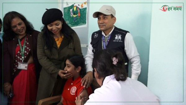 काठमाडौं महानगरद्वारा विद्यालय केन्द्रित निशुल्क एचपीभी खोप अभियान सुरु