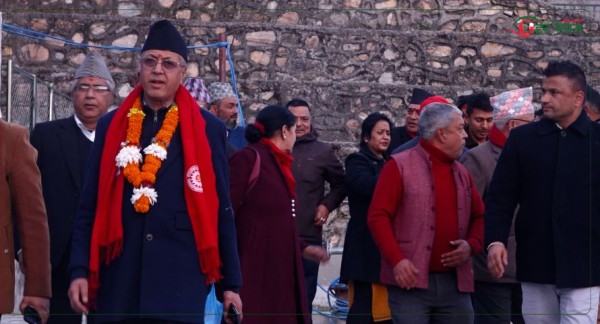 काठमाडौं–४ बाट विभिन्न राजनीतिक दलका उम्मेदवारहरूले गराए मनोनयन दर्ता