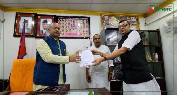 मधेसलाई सुख्खाग्रस्त क्षेत्र घोषणा गर्नुबाहेक केही गर्न नसकेको भन्दै मुख्यमन्त्रीलाई ध्यानाकर्षण पत्र [भिडियो]