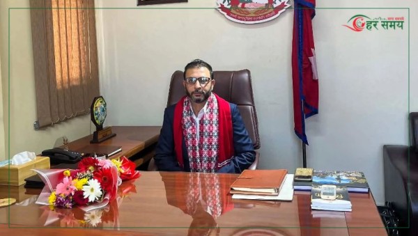 चलचित्र विकास बोर्डका नवनियुक्त अध्यक्ष पण्डितले सम्हाले जिम्मेवारी