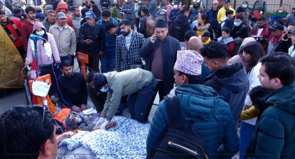 आमरण अनशन बसेका डा. निकोलस भुसालको स्वास्थ्यमा समस्या, वीर अस्पताल लगियो