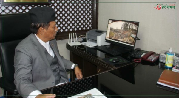 मन्त्रालयमै बसेर कीर्तिपुर क्रिकेट मैदानको निरीक्षण