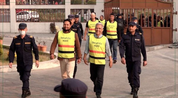 रविन्द्र मिश्र र धवलशमशेरलाई पाँच दिन हिरासतमा राख्न अनुमति