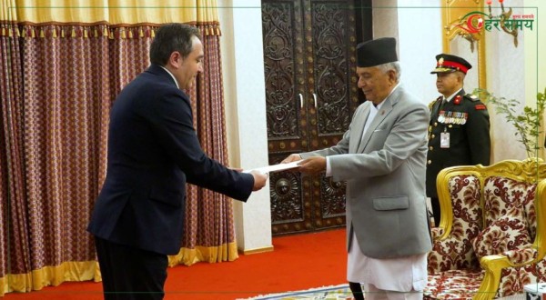 विभिन्न देशका राजदूतद्वारा ओहोदाको प्रमाणपत्र पेश 