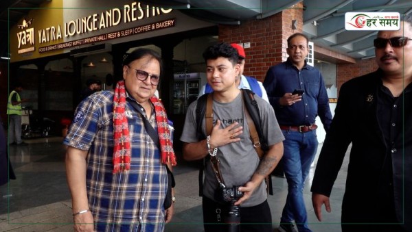 ‘है जवानी तो इश्क होना है’ को प्रचारका लागि वरिष्ठ भारतीय अभिनेता राकेश बेदी काठमाडौंमा