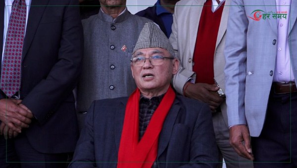 एमाले कार्यवाहक अध्यक्षको जिम्मेवारी थापालाई