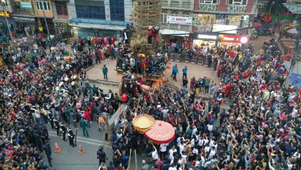 ललितपुरमा रातो मच्छिन्द्रनाथको रथारोहण