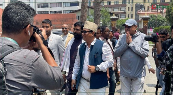 रेशम चौधरीलाई छुटाउन सर्वोच्चले पठायो अर्को पत्र, यसअघि पत्र काट्ने शाखा अधिकृत पक्राउ