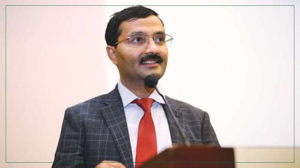हात्तीलाई  झोलामा कसरी हाल्ने? बद्रीजी, आउनोस् छलफल गरौँ  : आरके शर्मा
