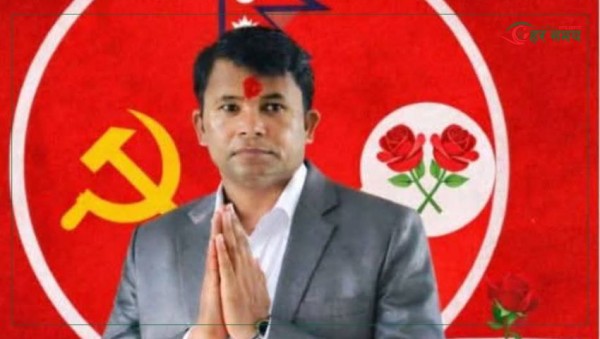 बन्दुक बोकेर जनयुद्धमा होमिएका संगम २४ वर्षपछि गुलाबको फूल लिँदै चुनावी मैदानमा