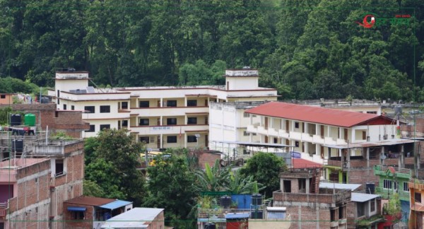 त्रिशूली मावि तहसनहस, शिक्षकको साहसले बच्यो सयौँ विद्यार्थीको ज्यान
