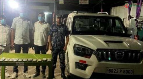 श्रोत नखुलेको रकम सहित तीन भारतीय नागरिक पक्राउ