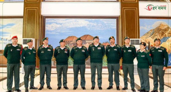 बोहरा, खत्री र झालाई उपरथीको दर्ज्यानी चिन्ह प्रदान