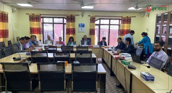 कुलिङ पिरियडमा छलफल गर्न छानबिन समितिको बैठक जारी