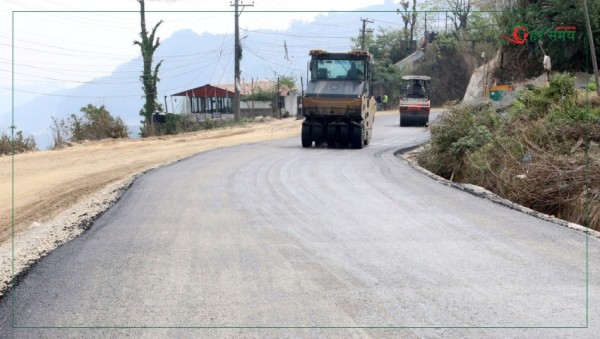 अरनिको राजमार्गः धुलिखेल–खावा सडकमा कालोपत्र सुरु