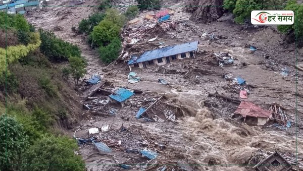 हुम्लाको नेप्का गाउँमा पहिरो: विद्यालय, खेतीयोग्य जमिन र गोठ बगायो