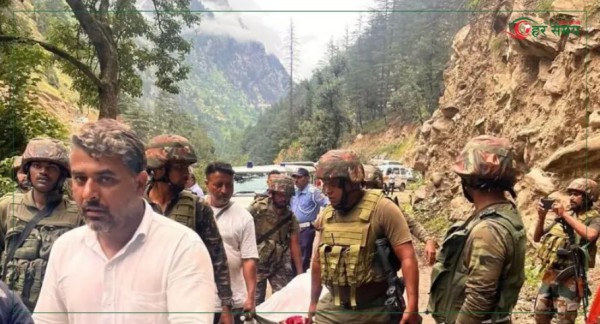 जम्मू–कश्मीरमा ‘क्लाउड ब्रस्ट’ : मृत्यु हुनेको सङ्ख्या ४५ पुग्यो