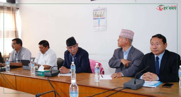 माओवादी केन्द्रको पदाधिकारी बैठक बस्दै