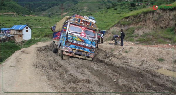 राष्ट्रिय सडक सञ्जालमा जोडिएको १४ वर्ष बितेपनि मुगुमा सडक कालोपत्रे हुन सकेन