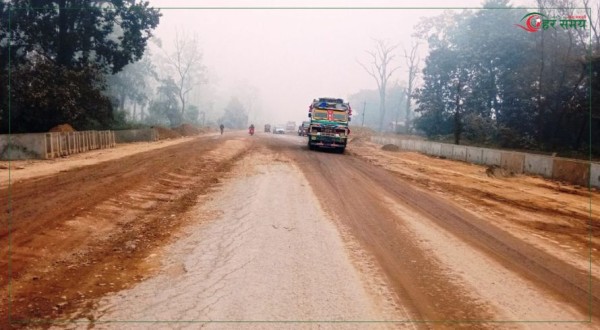 कान्ति र पूर्व पश्चिम राजमार्ग अझै अवरुद्ध, अरू तीन राजमार्ग एकतर्फी सञ्चालन