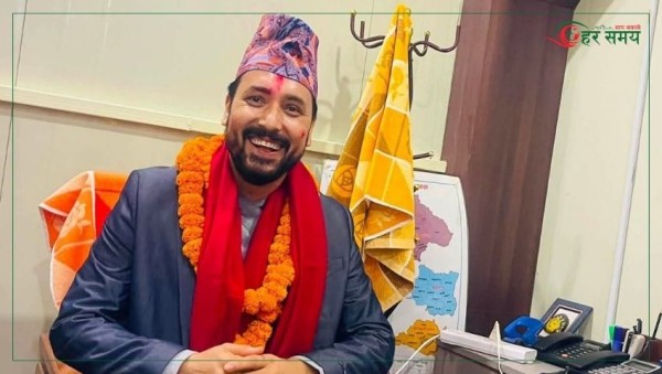 सिन्धुपाल्चोकका सरल सहयात्री बने बागमती प्रदेशको अर्थमन्त्री